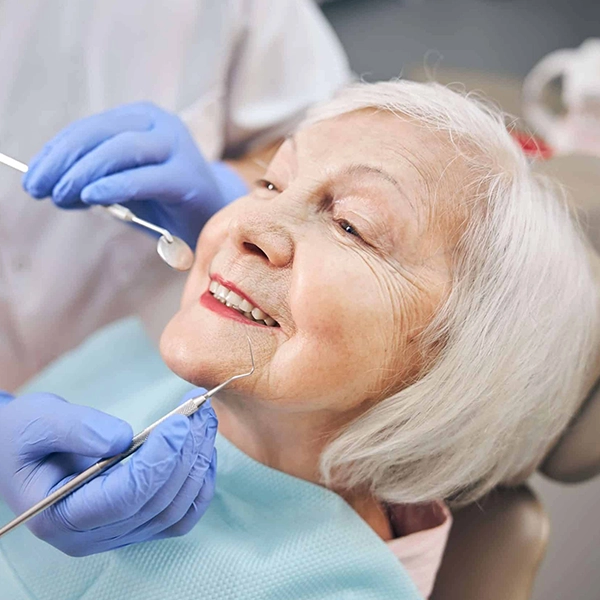 Dentists provide an expert guidance on when seniors should seek geriatric dental care in Alwarpet.
