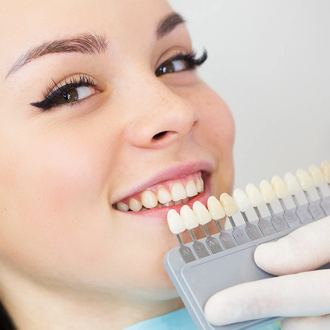 Expert dentists provide safe and effective teeth whitening treatments for bright smiles in Alwarpet.